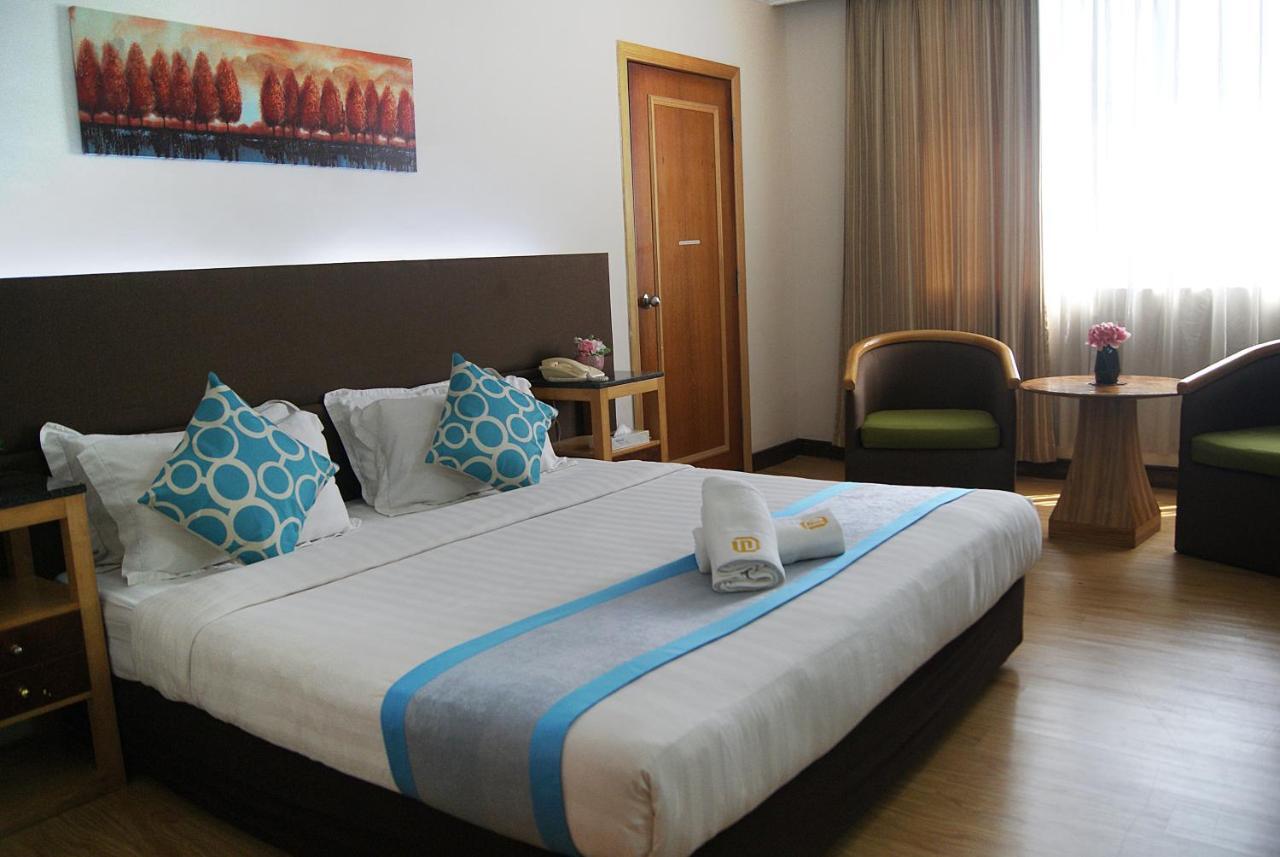 Tang Dynasty Hotel Кота Кинабалу Екстериор снимка