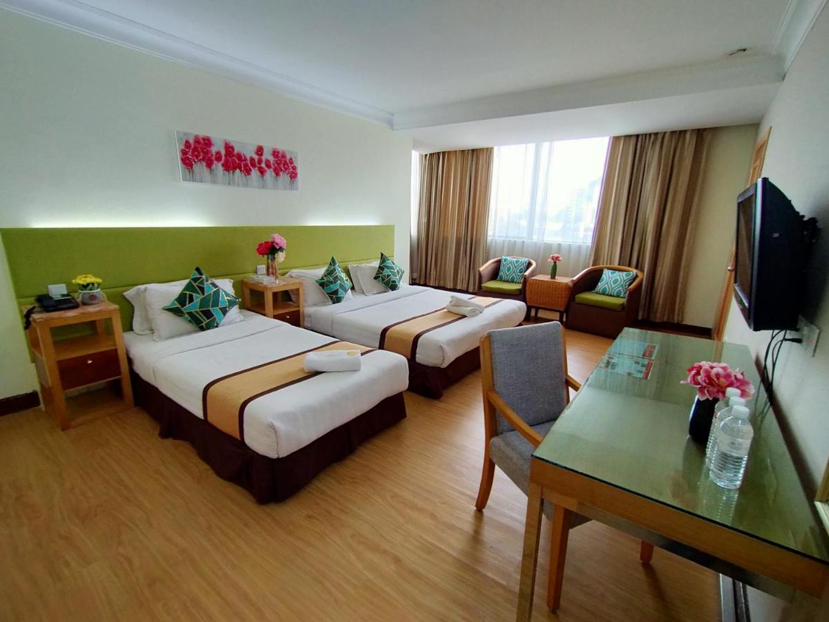 Tang Dynasty Hotel Кота Кинабалу Екстериор снимка