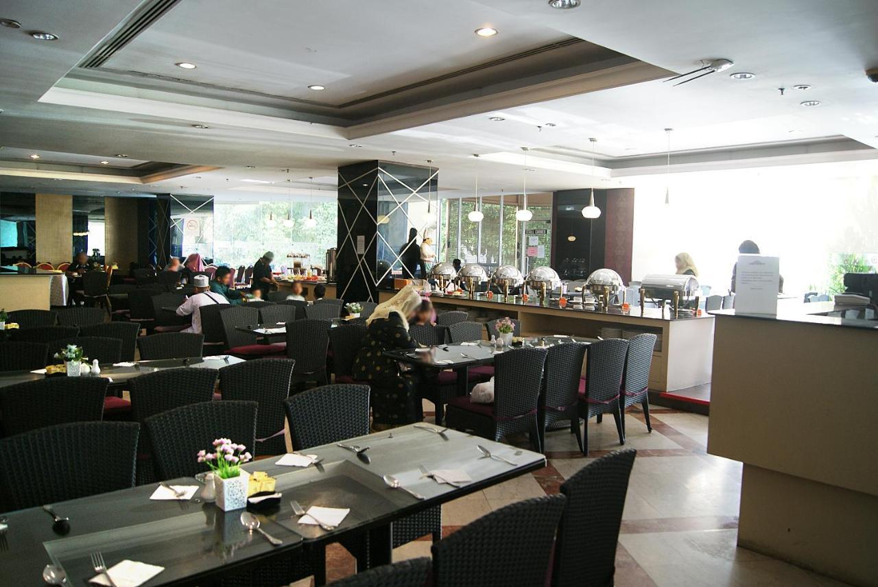 Tang Dynasty Hotel Кота Кинабалу Екстериор снимка